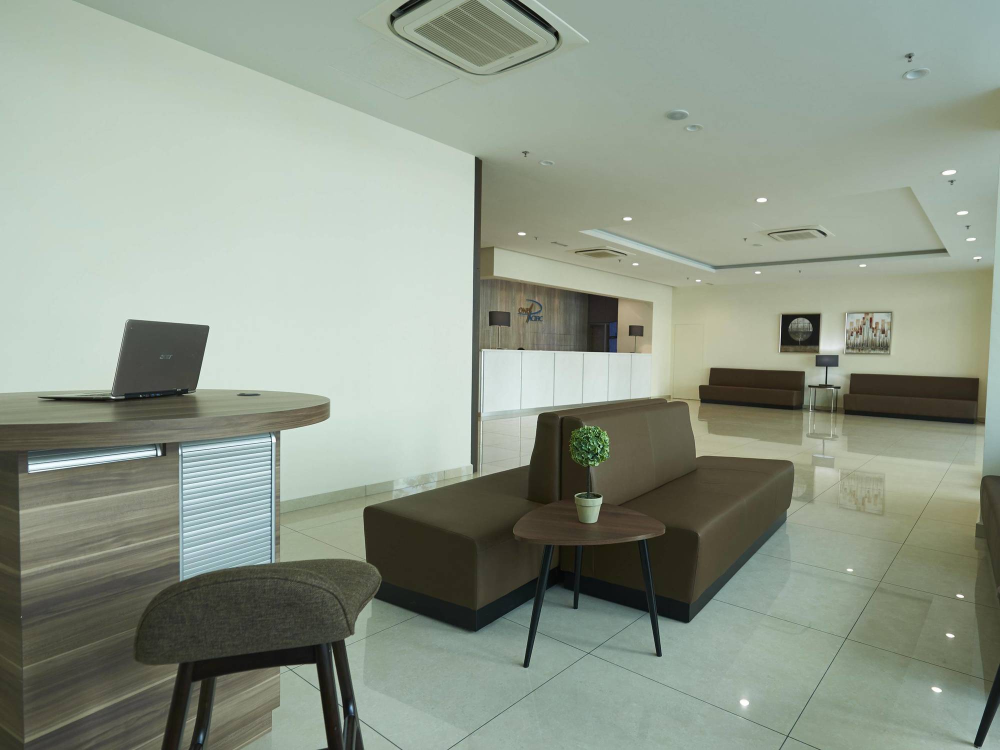 One Pacific Hotel And Serviced Apartments George Town Dış mekan fotoğraf